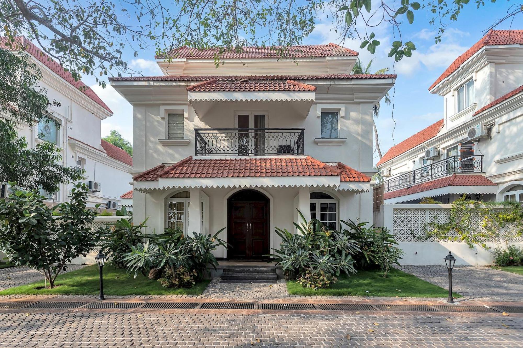 Villa Firefly By Tisyastays Nagoa Exterior foto